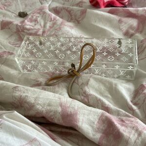 Authentic Louis Vuitton limited edition lucite monogram 9x3 inches